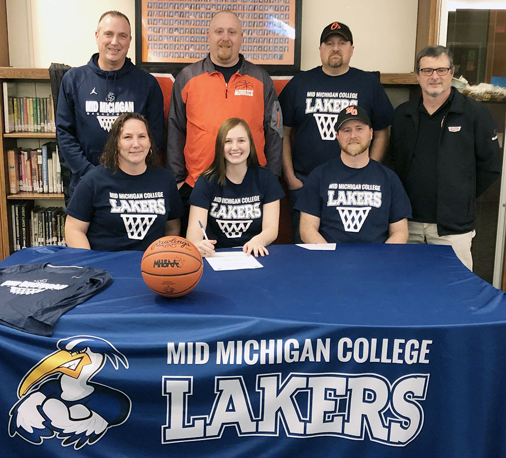 Morrice's Jenna Smith signs with Mid Michigan College